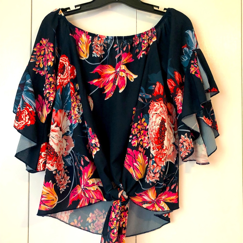 Off The Shoulder Floral Bell Shirt Tie knot
